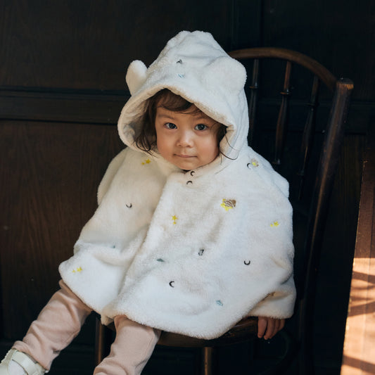 刺繍リバーシブルマント ミルク(新生児-100cm)