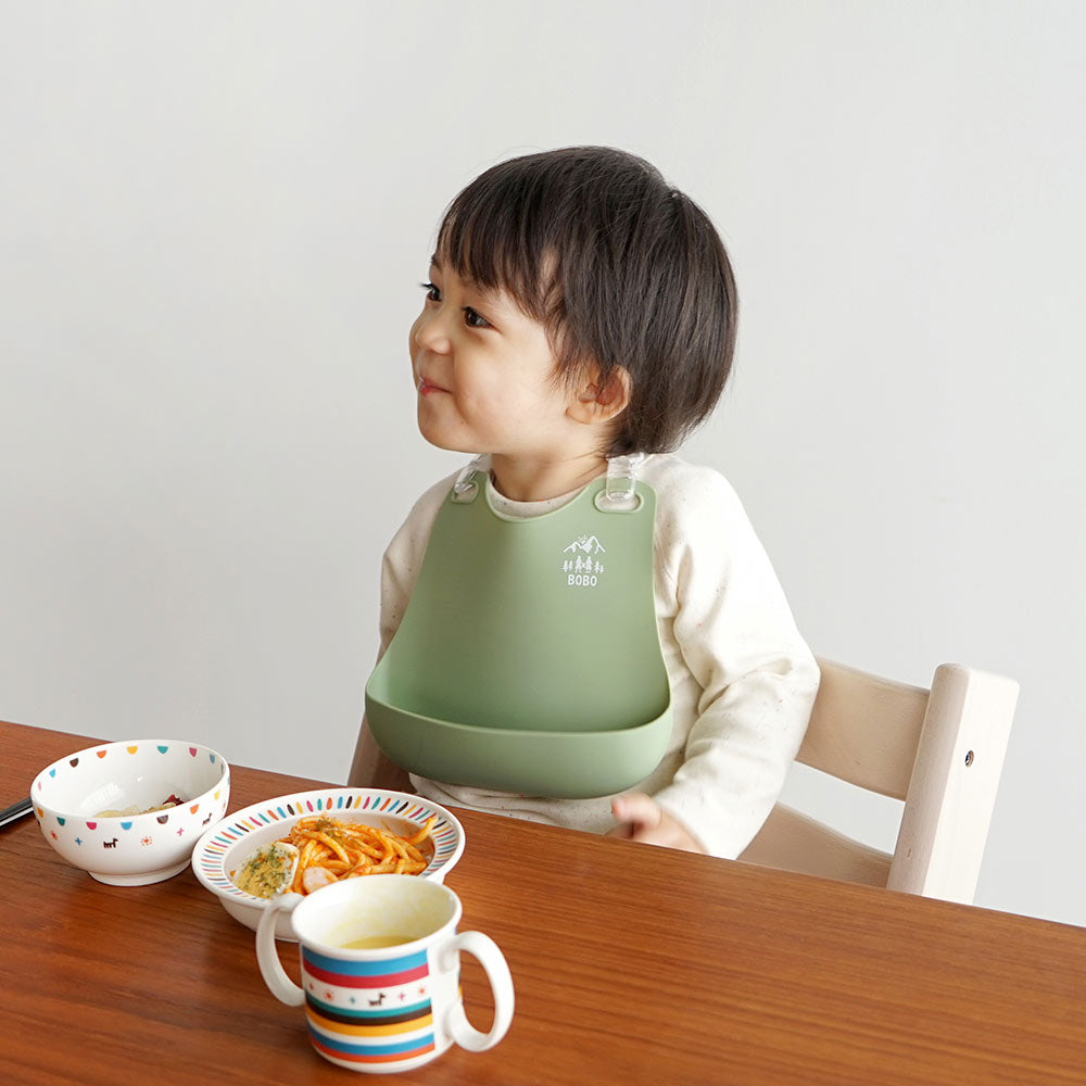 シリコンビブ　テラコッタ