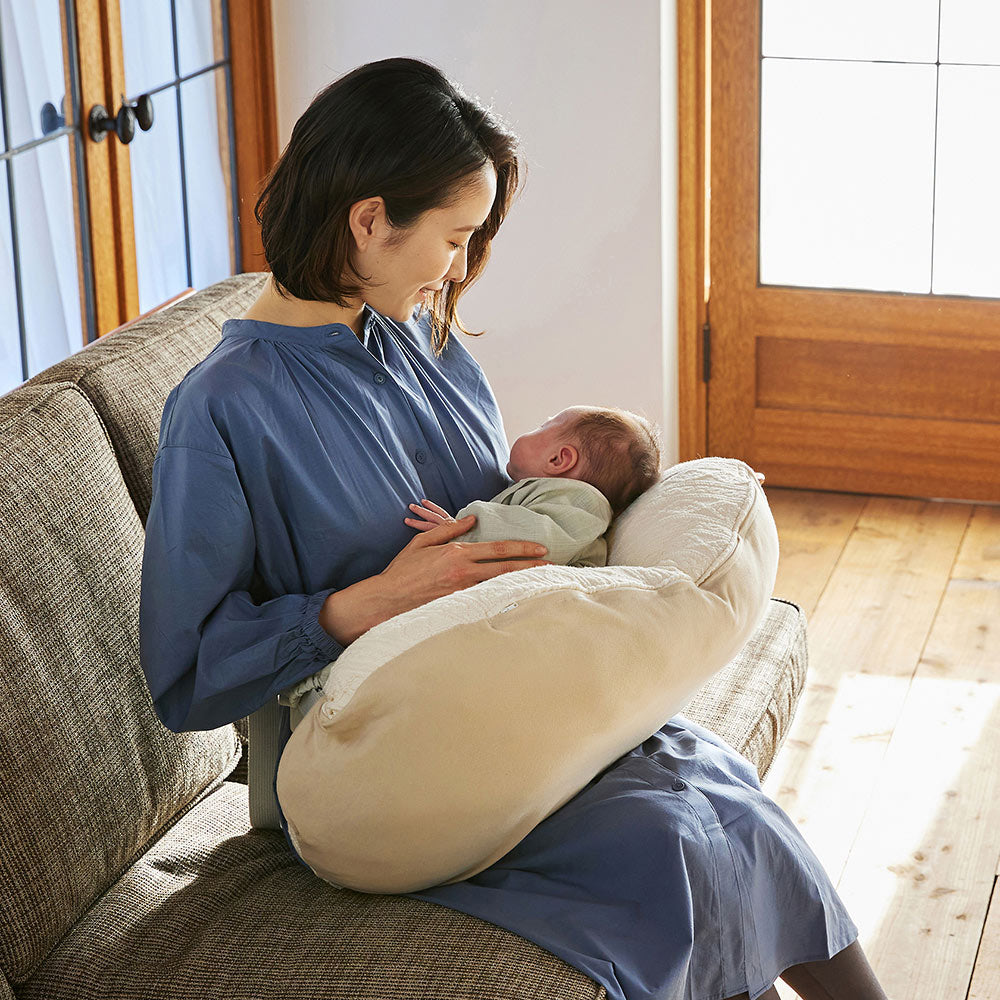 Pitatto Fit Cushion  授乳クッション　カバー＆中しんセット アイボリー ◆